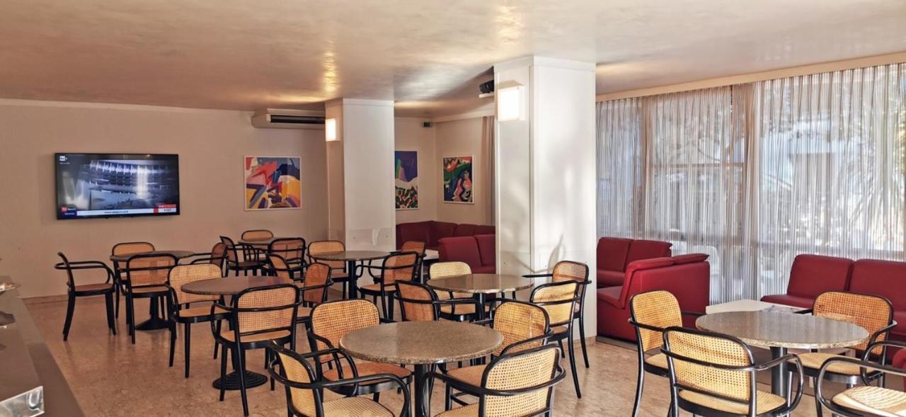 Hotel Cosmos 里米尼 外观 照片